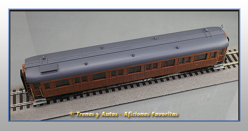 Coche pasajeros madera Largo Recorrido CC-637 - Renfe